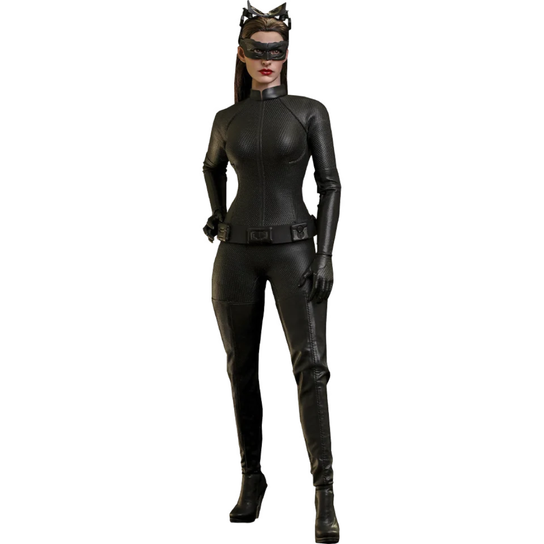 Catwoman Sixth Scale Figure