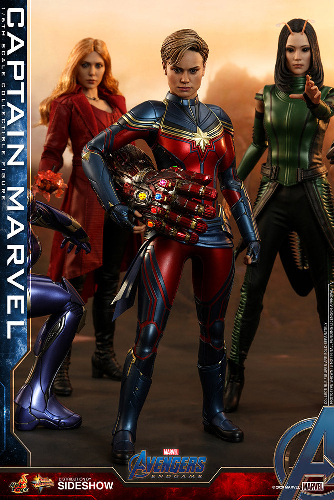 Captain Marvel Sixth Scale Collectible Figure