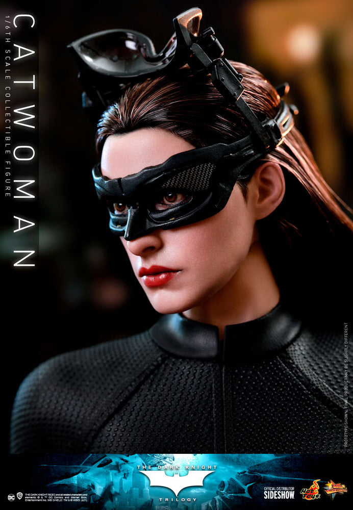 Catwoman Sixth Scale Figure