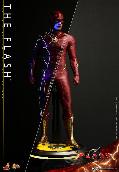The Flash Sixth Scale Figure